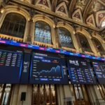 Los bancos impulsan al Ibex que recupera los 14.000 puntos