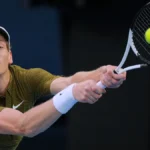 Sinner gana a Shelton y completa las semifinales perfectas en el Open de Australia