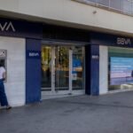 El BBVA devolverá hasta 150 euros a los nuevos clientes que usen la tarjeta