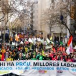 La Generalitat de Cataluña firma con CC OO y UGT un acuerdo para mejorar el salario de los docentes