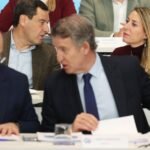 Los barones del PP esperan una aceleración de los acuerdos de gobierno por la convocatoria andaluza